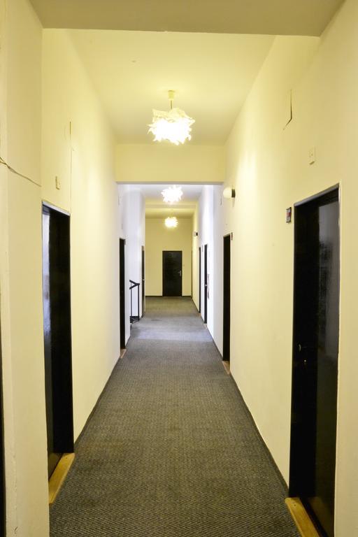 Hotel Posta ベネショフ エクステリア 写真